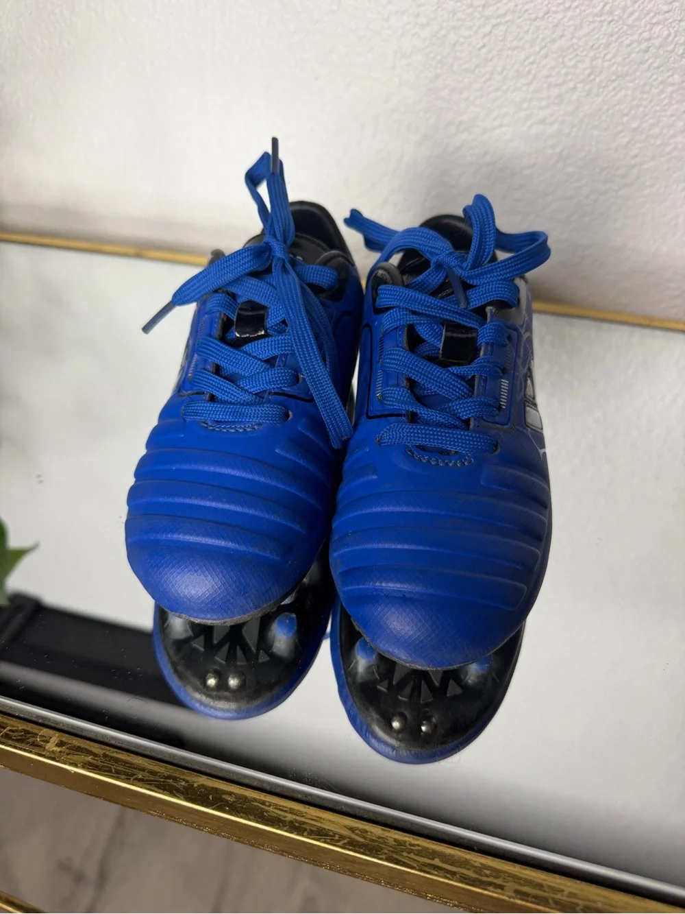 Youth Royal Blue Lace-Up Soccer Sneakers